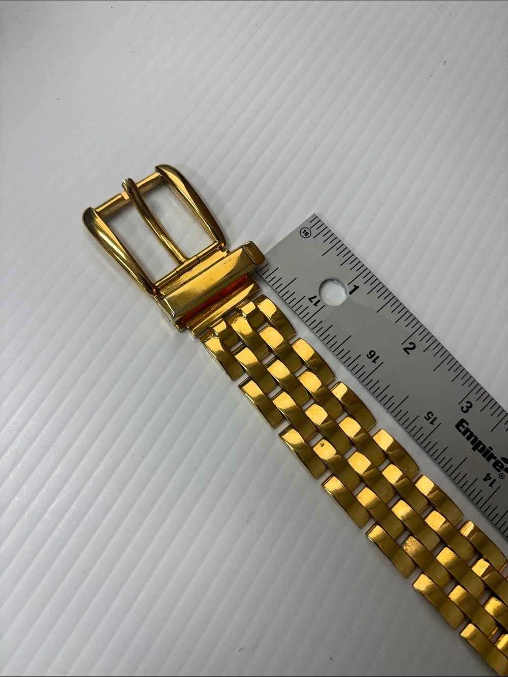 Gucci Gold-Tone Women's Chain Link Belt - Picture 13 of 13